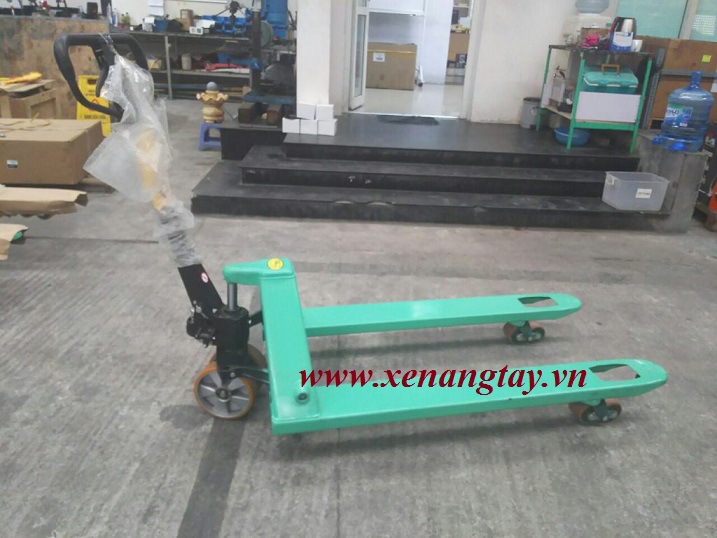 Xe nâng tay Niuli 2500kg